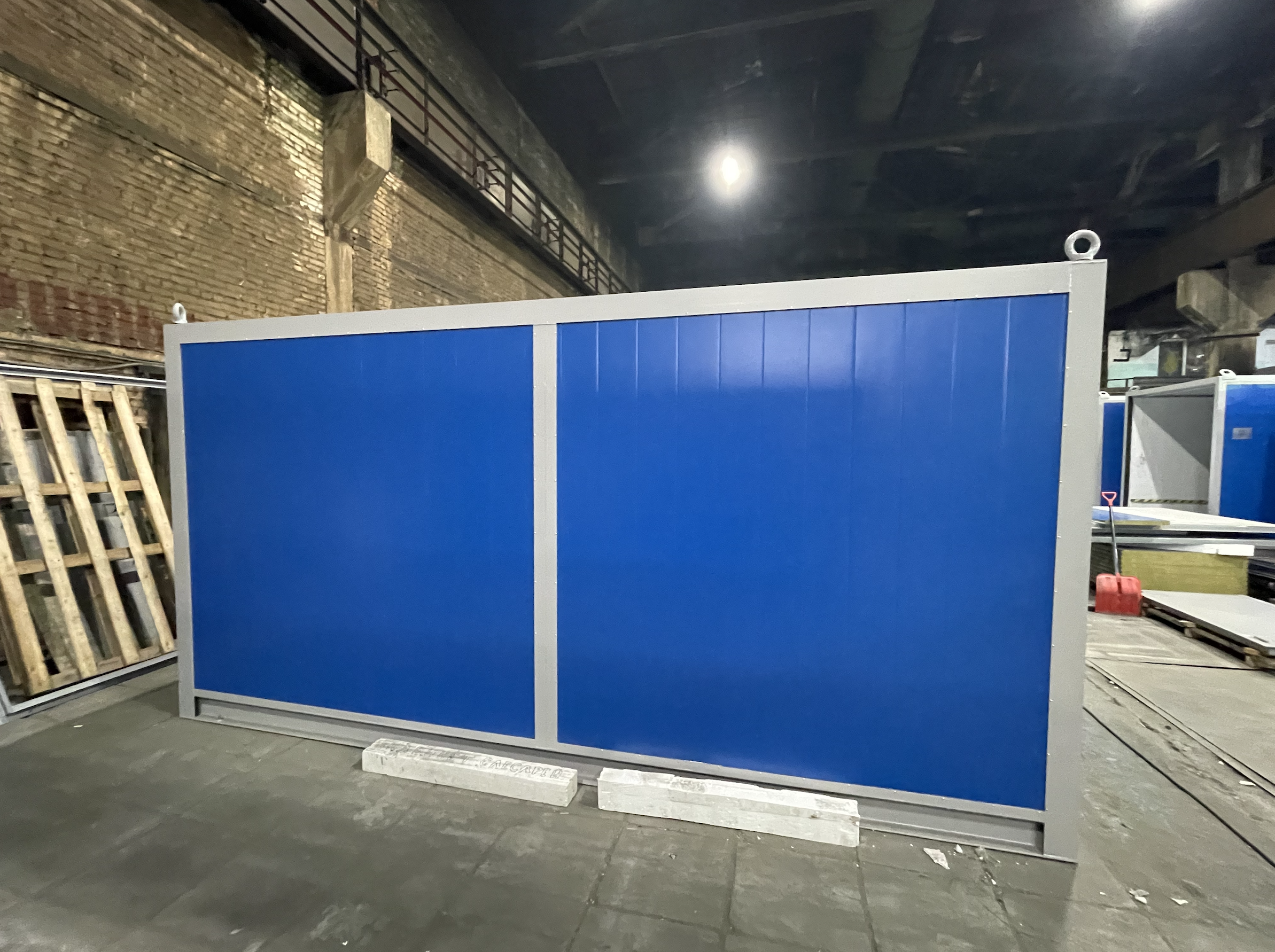 Дизельный генератор ТСС АД-1600С-Т400-1РМ8 в контейнере