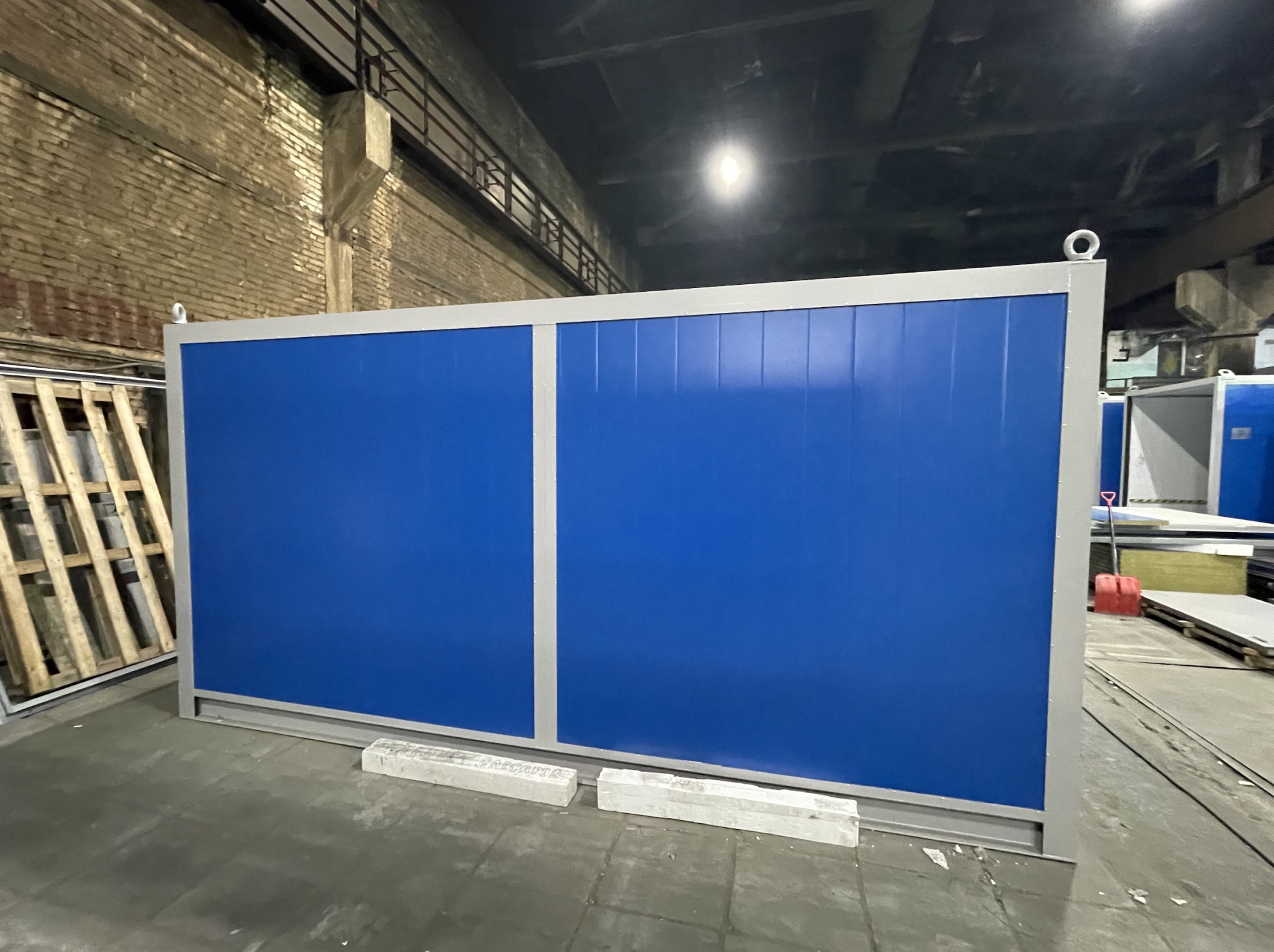 Дизельный генератор ТСС АД-1600С-Т400-1РМ8 в контейнере